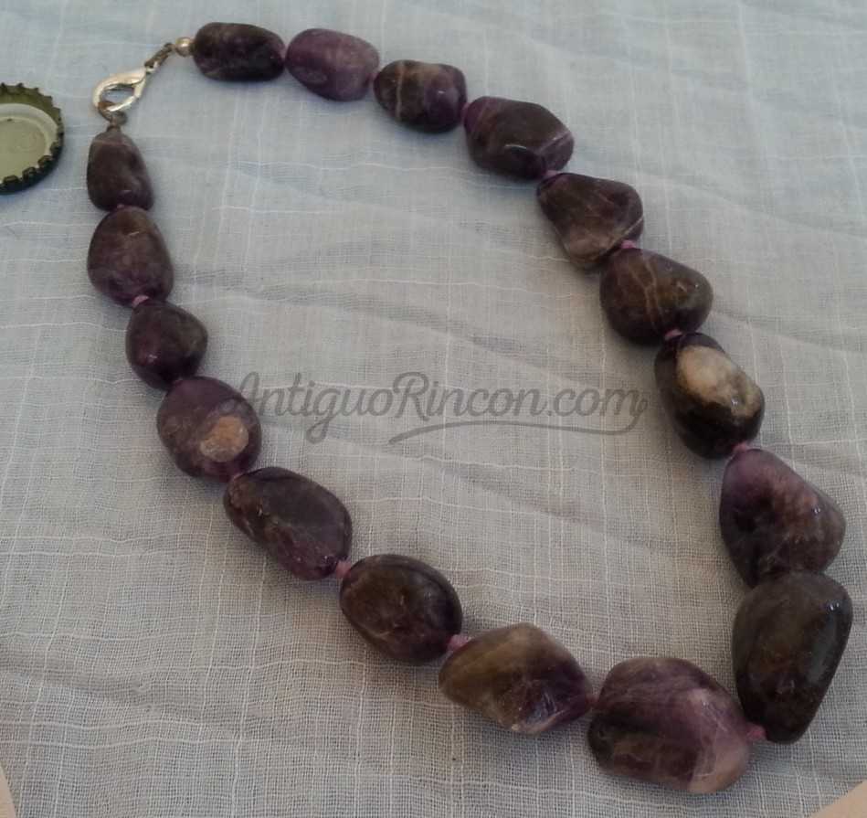 Collar de piedras. Perfecto estado. Collar de piedras. Perfecto estado.