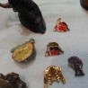 Lote de 16 pins variados temas