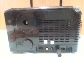  mini-televisión portatil. Viejo aparato.