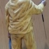 Escultura en barro cocido y policromada de un pescador. Muy hermosa esta pieza. Fuerte y pesada.