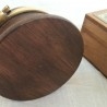 Brújula naval en caja de madera. Réplica.
