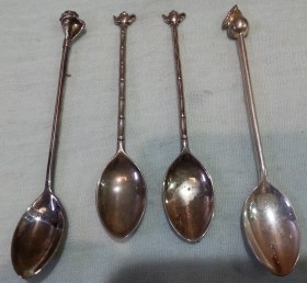 Cucharillas de té. Colección de 4 unidades. Tea spoons