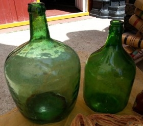 Damajuanas. Viejas garrafas en vidrio. Pareja. Años 70-80