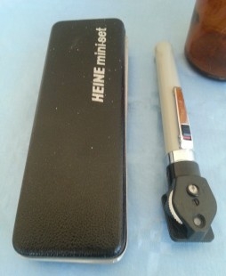 Oftalmoscopio. Marca Heine Miniset. Old ophthalmoscope