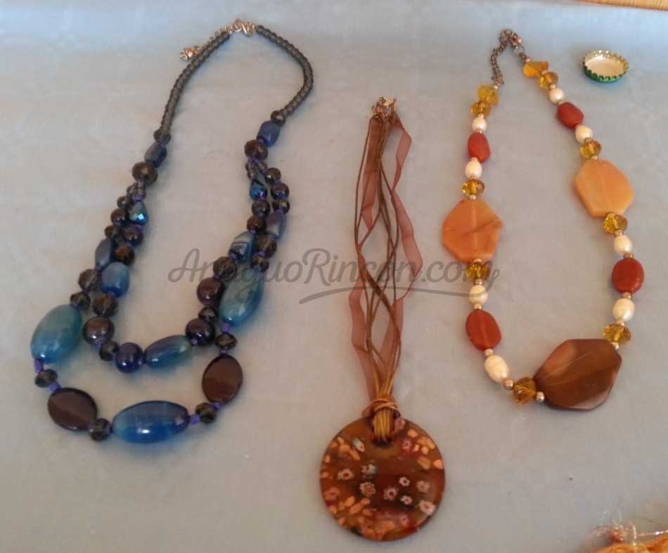 Collares vintage. Lote de 3 piezas diferentes.