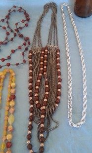 Collares vintage. 6 piezas diferentes.