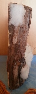 Búho. Figura de tronco con búho blanco. Año 2000