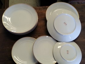 Vajilla porcelana IRABIA. Perfecto estado. 12 platos.