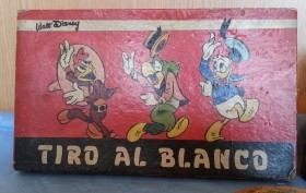 Juguete antiguo de WALT DISNEY. TIRO AL BLANCO. Maravilloso.