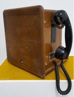 Centralita telefónica antigua. Años 30. Impresionante aparato. Teléfono. Origen francés.