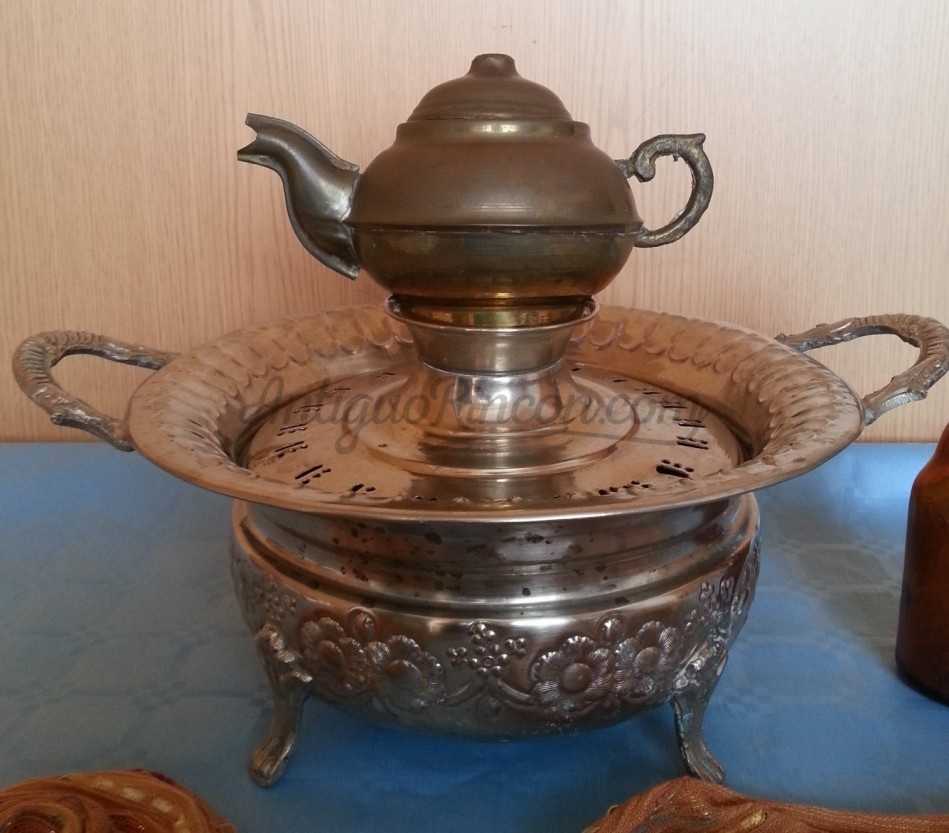 Samovar vintage. Años 50-60. Curioso y completo. Buen estado general.