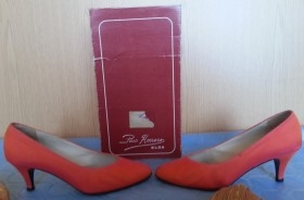 Zapatos de mujer años 80. nº 39