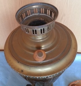 Samovar antiguo en cobre. Objeto decorativo