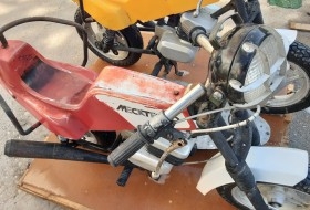 Carricoche de feria. Años 60. Motos. Tiovivo. Carrusel. Emblemático objeto.