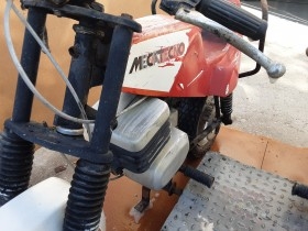 Carricoche de feria. Años 60. Motos. Tiovivo. Carrusel. Emblemático objeto.