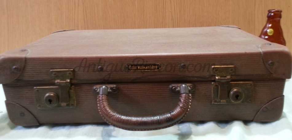 Maleta antigua de los años 20. Precioso objeto. Maleta antigua de los años 20. Precioso objeto.