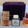 Perfumes en miniatura. Colección de 7 tarros en vidrio diferentes.