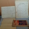 Partituras y libros musicales antiguos variados. Para atrezzo o colección.