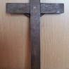 Crucifijo en bronce y madera. Preciosa pieza. Crucifix in old bronze. Precious.