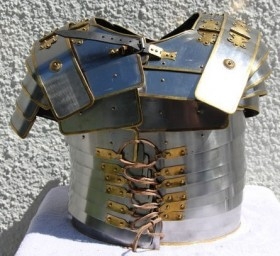 Armadura Roman Lorica segmentata. Casco tipo itálica imperial "G". Impresionante réplica.