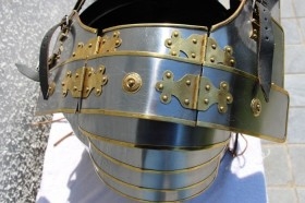 Armadura Roman Lorica segmentata. Casco tipo itálica imperial "G". Impresionante réplica.