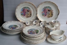 Vajilla porcelana Céranord St Amand. 47 piezas.