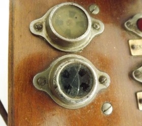 Teléfono antiguo. Años 30. Standard Téléphonique. Centralita. Madera
