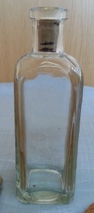 Botella antigua vacía de Formula D.D.D.