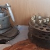 Laboratorio. Conjunto vintage de centrifugadora de laboratorio y soporte tubos de ensayo.