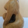 Mujer desnuda. Escultura en madera. Origen Cuba