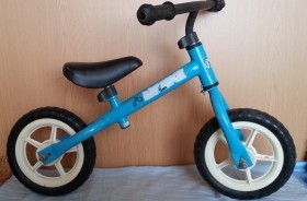 Triciclo - Bicicleta infantil. Años 90. Funcionando.