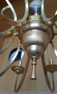 Lámpara de techo de 10 brazos. Años 70-80. Tipo Araña. Funcionando