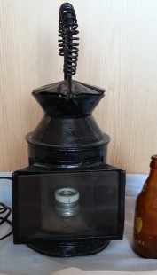 Candil. Carburo de mina antiguo.