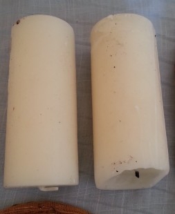  Velones de cera. 2 unidades. Fabricados en los años 70
