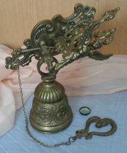 Campana de bronce. Años 80. Magnífica.