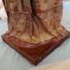 Escultura de vieja aguadora en papel maché. Preciosa.