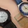 Relojes de pulsera. Lote de 4 relojes para piezas y recambios. Decoración.