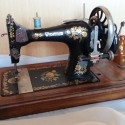 Máquina de coser antigua marca Winselmann.