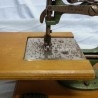 Máquina de coser antigua marca Grain. Años 60. A manubrio.