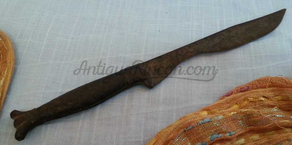 Cuchillo antiguo de monte. Años 30. Objeto de colección