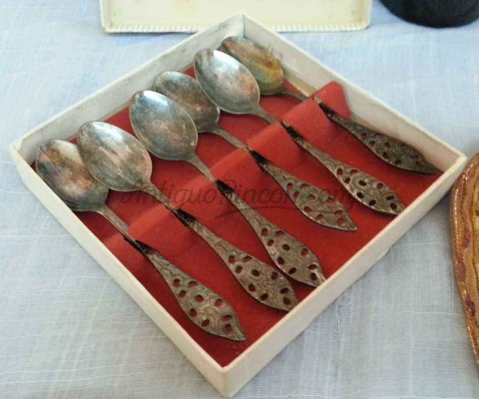Cucharillas antiguas. Colección de 6 unidades. Cucharillas antiguas. Colección de 6 unidades.