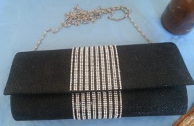 Bolso de fiesta en negro y plata. Perfecto estado