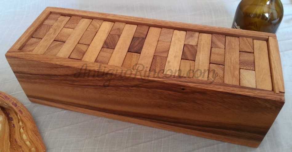 JENGA. Juego de mesa artesanal en madera