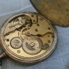 Reloj antiguo de bolsillo de tres capas. Marca Udovic