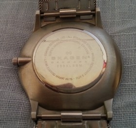 Reloj de pulsera BKAGEN para caballero.