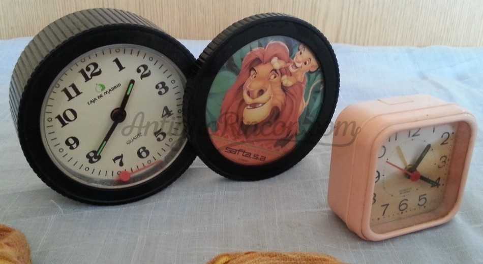 Relojes de mesa. Pareja de relojes para decoración