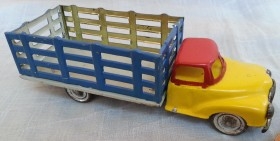 Camión de juguete en chapa. Años 50