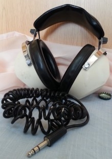 Auriculares vintage. Marca Eudel.