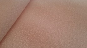 Mantel de mesa cuadrado color salmón. Pareja