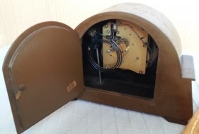 Reloj de chimenea en madera.Marca SMITHS. Años 60-70.